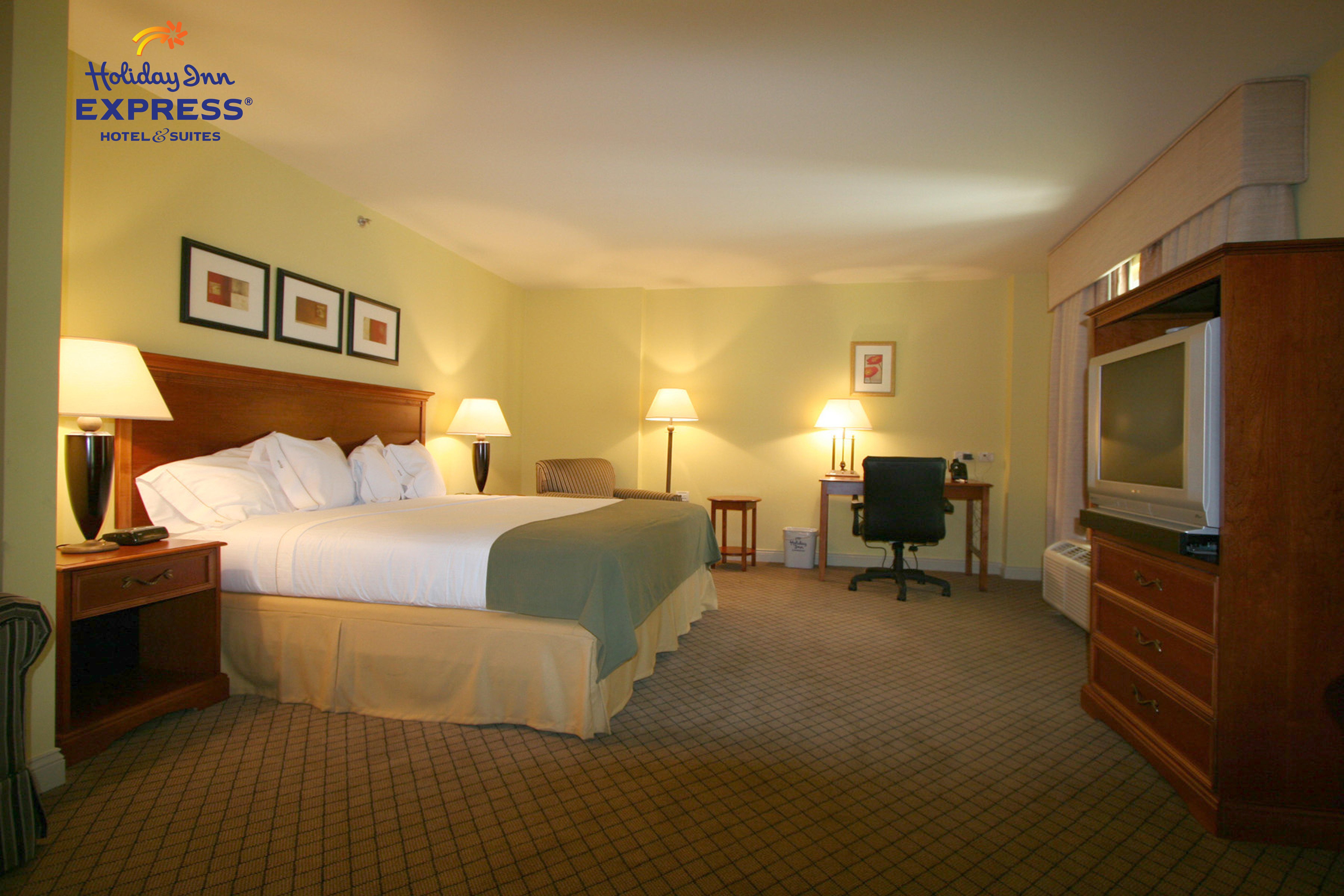 Holiday Inn Express Trincity By Ihg Piarco Dış mekan fotoğraf