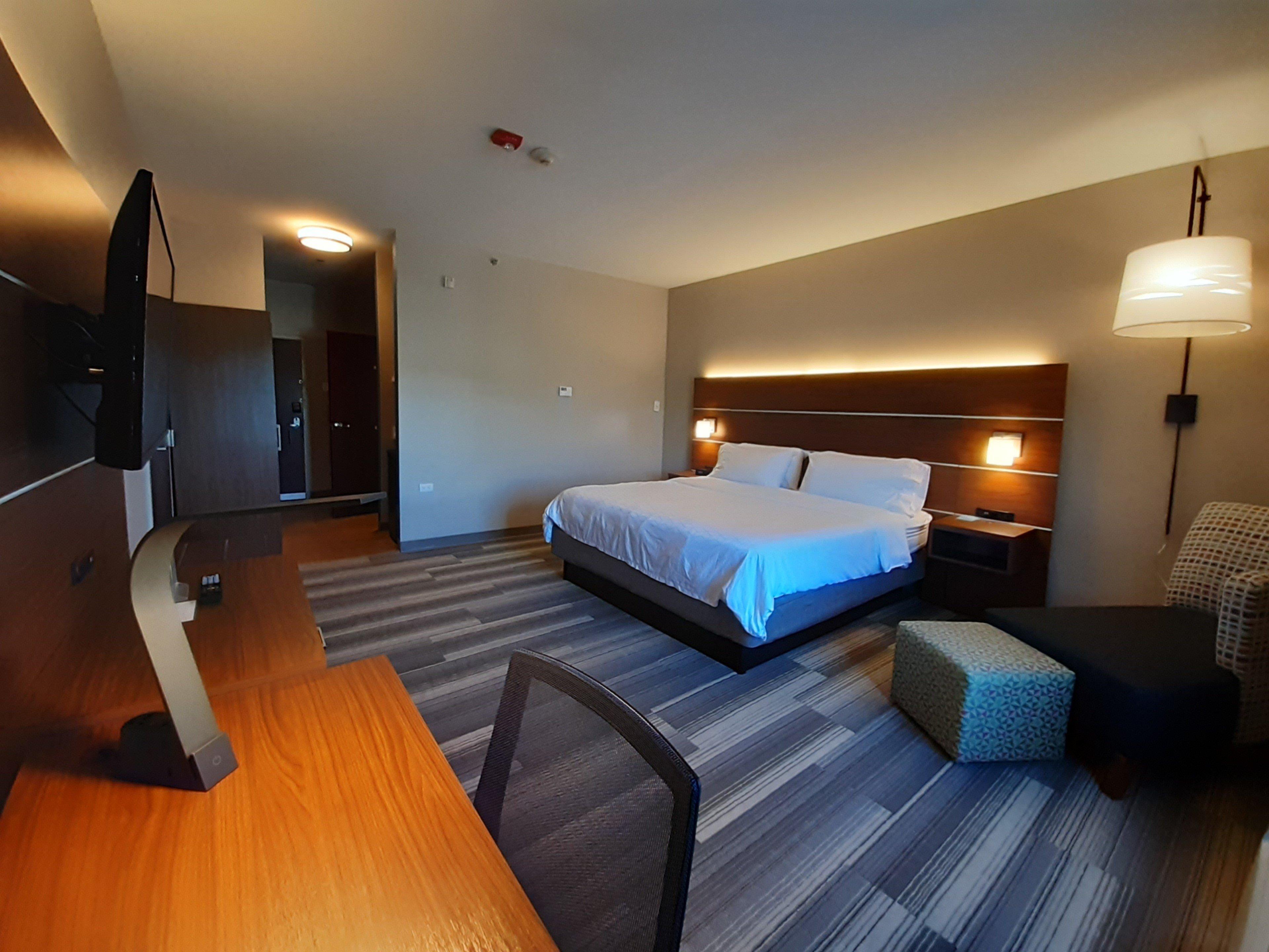 Holiday Inn Express Trincity By Ihg Piarco Dış mekan fotoğraf