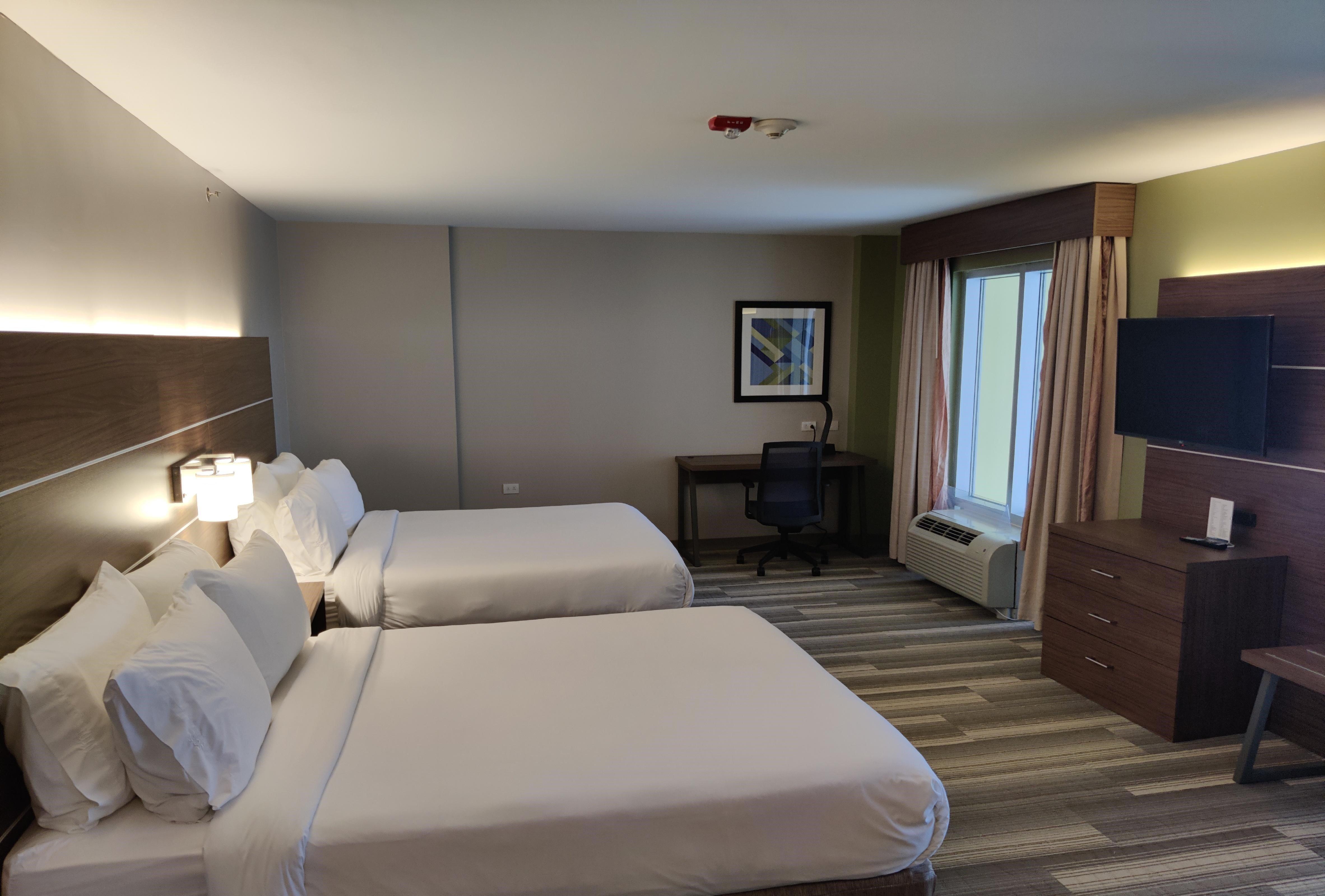 Holiday Inn Express Trincity By Ihg Piarco Dış mekan fotoğraf