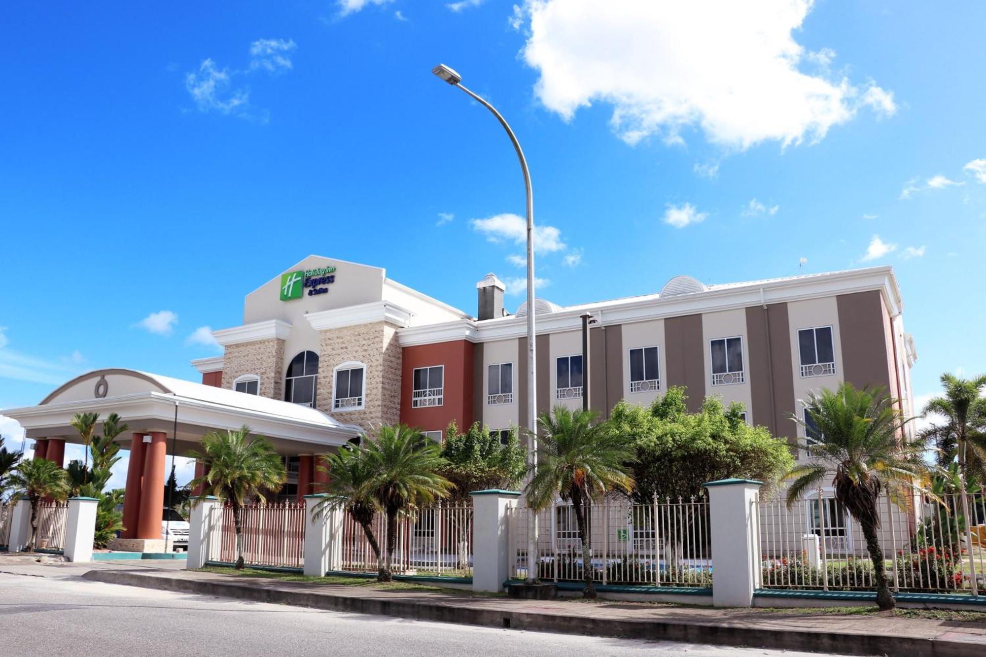 Holiday Inn Express Trincity By Ihg Piarco Dış mekan fotoğraf