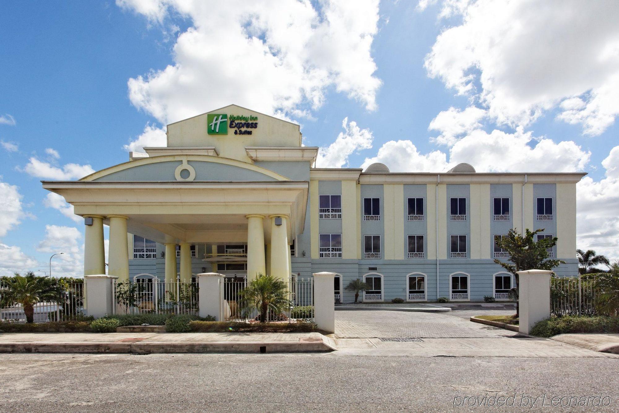 Holiday Inn Express Trincity, An Ihg Hotel Piarco Olanaklar fotoğraf