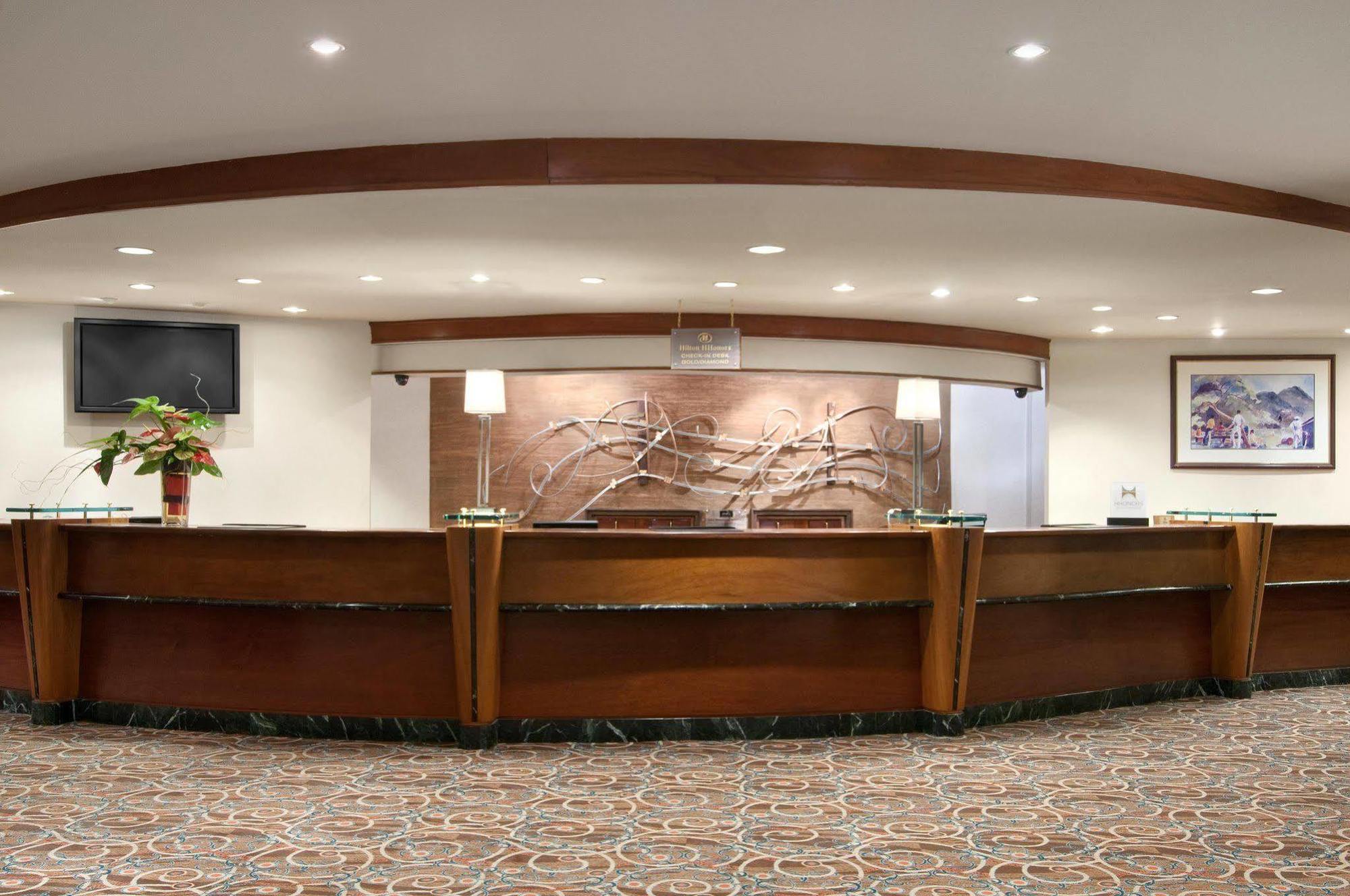 Holiday Inn Express Trincity By Ihg Piarco Dış mekan fotoğraf